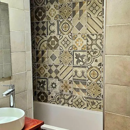 Candide Saint-Bertrand-de-Comminges