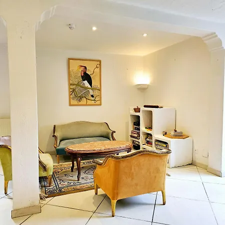 Candide Hotel *