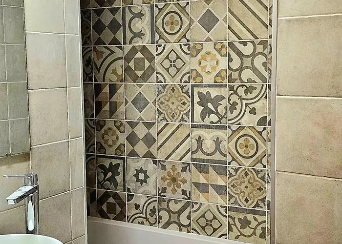 Candide Saint-Bertrand-de-Comminges